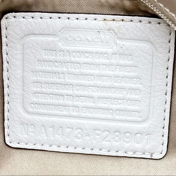 EUC Coach Campbell Signature Izzy Ivory Shoulder Bag - Picture 14 of 15